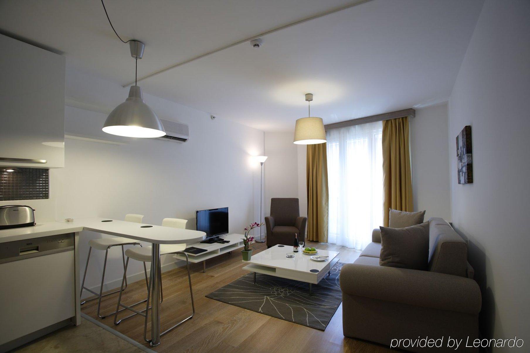 Home Stay Home Valikonagi Istanbul Room photo